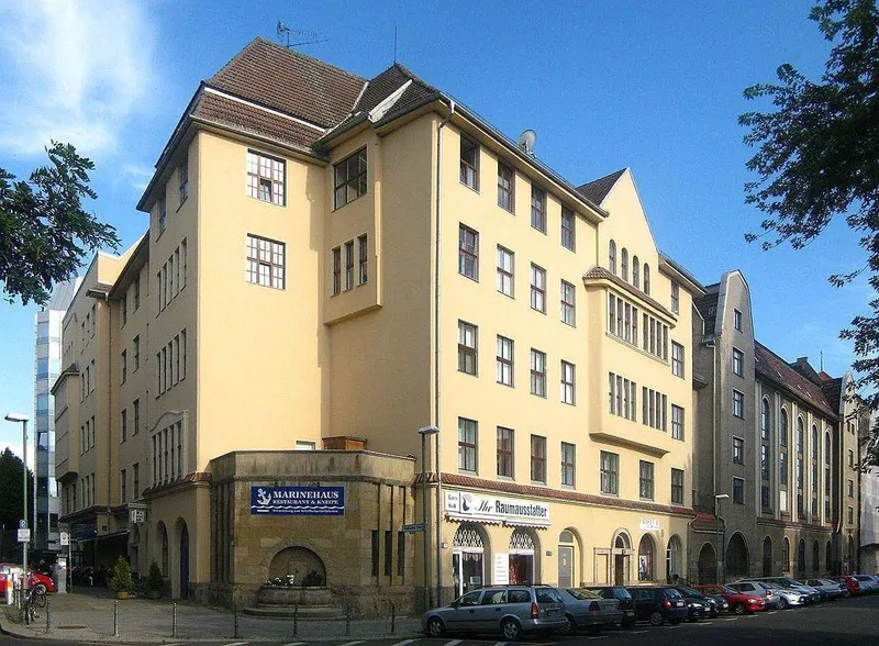 Traumhafte Altbauwohnung in Berlin-Mitte! Tolle Lage an der Spree! — photo 1